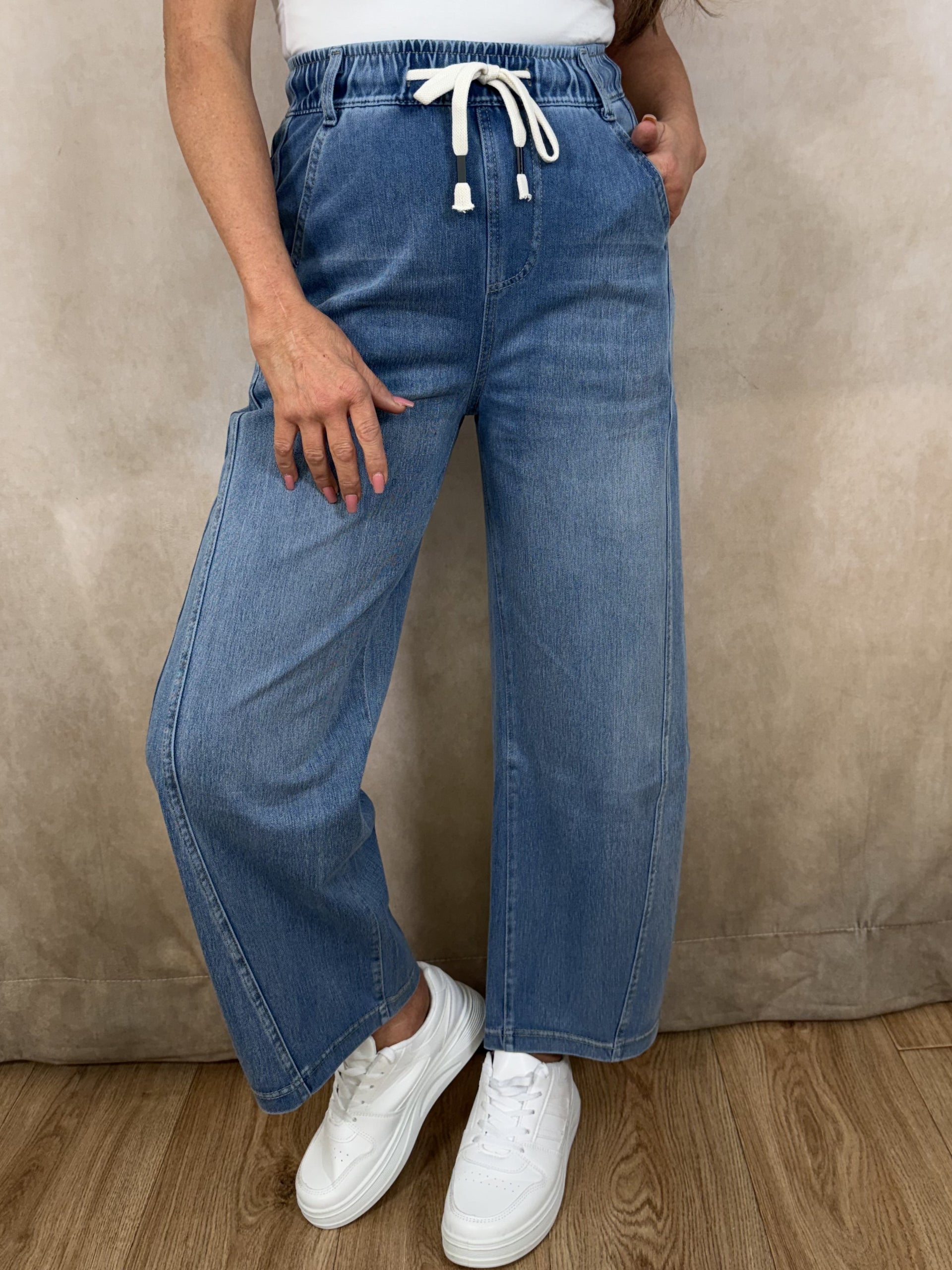 Bailey Barrel Jeans – Tracey Jane Fashion