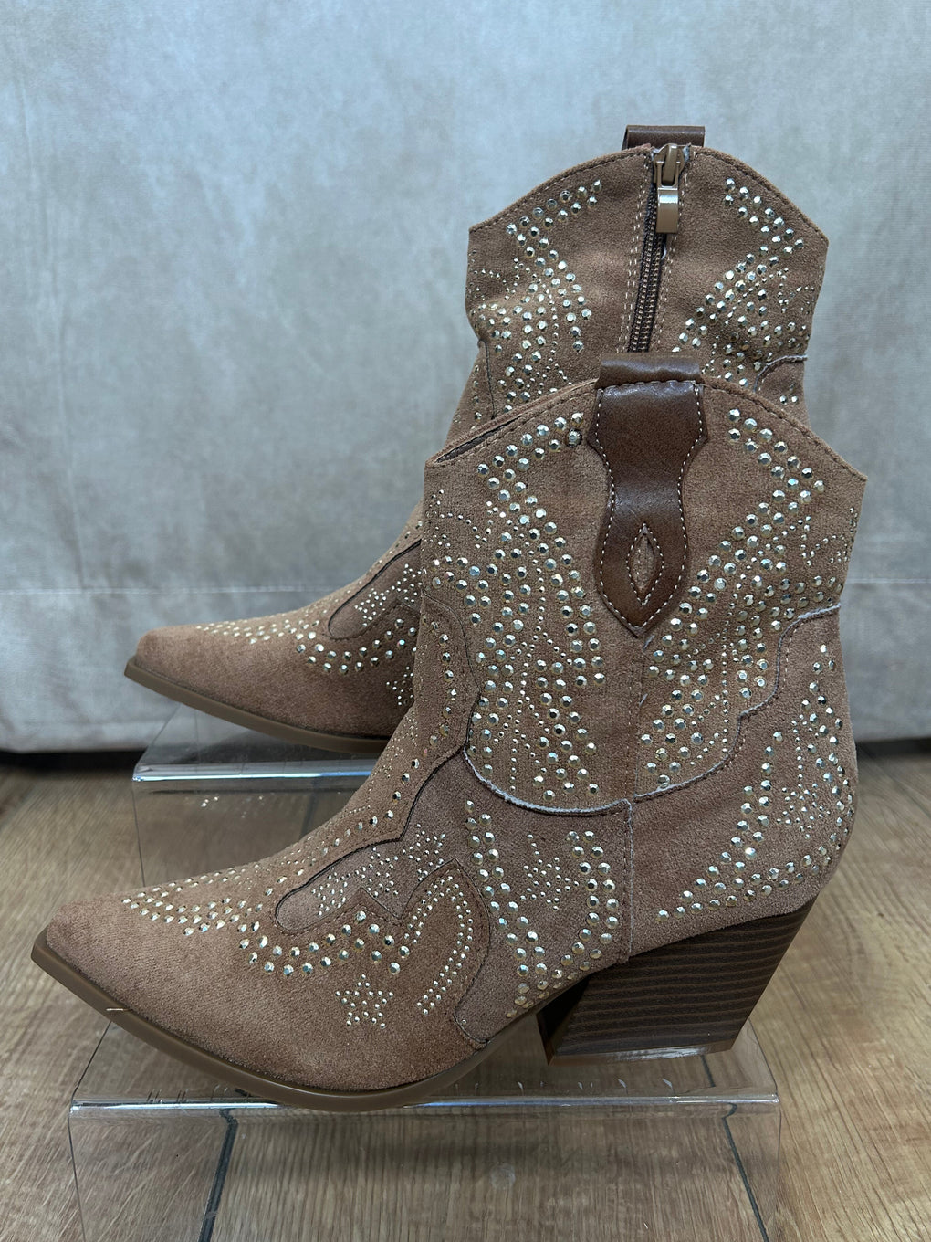 Short Studded Camel Cowboy Boots – Tracey Jane Fashion
